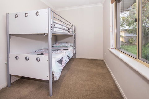 Boardwalk - Accommodation 4U 18
