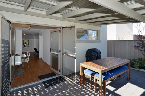 Albany Central Apartments - Accommodation 4U 5