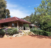 Eleebana Guest House - Accommodation 4U