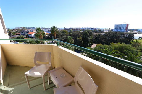 Atrium Hotel Mandurah - Accommodation 4U 19