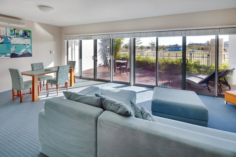 Seashells Mandurah - Accommodation 4U 9
