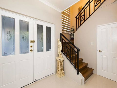 Highgate Modern Home (4 Mins To Perth City) - Accommodation 4U 21