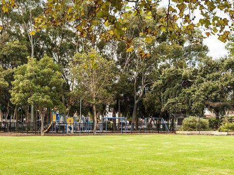 Highgate Modern Home (4 Mins To Perth City) - Accommodation 4U 22