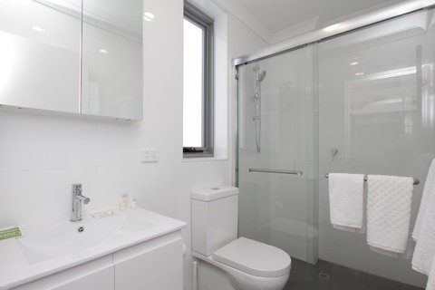 188 Apartments - Accommodation 4U 17