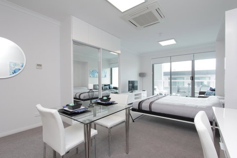 188 Apartments - Accommodation 4U 35