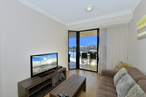 Dolphin Quay Apartments - Accommodation 4U 2