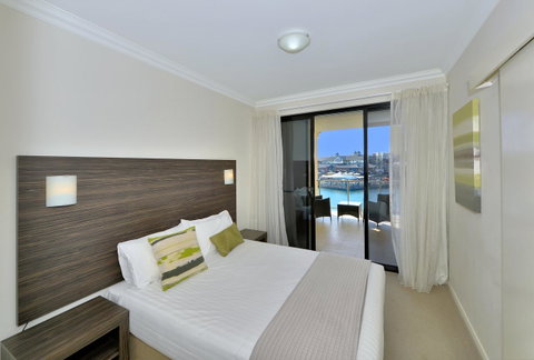Dolphin Quay Apartments - Accommodation 4U 1