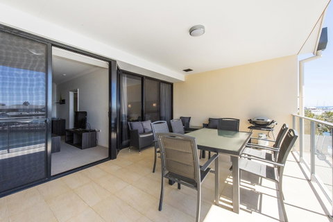 Dolphin Quay Apartments - Accommodation 4U 27
