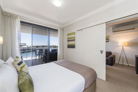 Dolphin Quay Apartments - Accommodation 4U 28