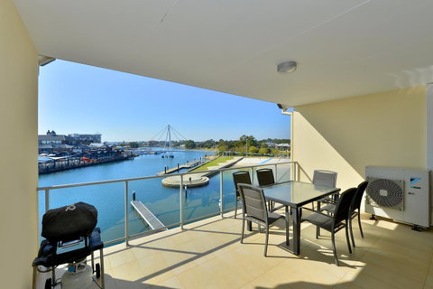 Dolphin Quay Apartments - Accommodation 4U 5