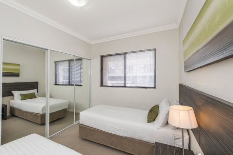 Dolphin Quay Apartments - Accommodation 4U 41