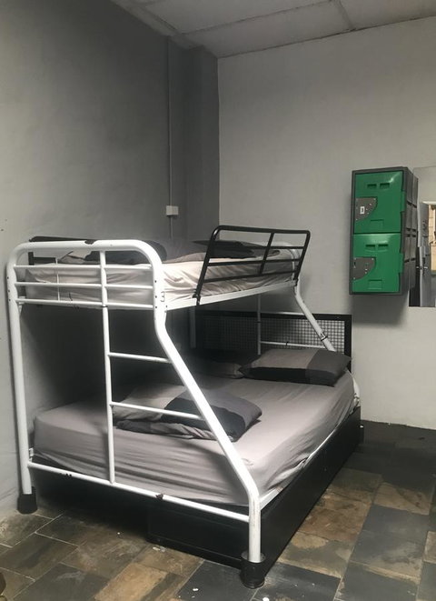 JJ's Backpackers - Accommodation 4U 3