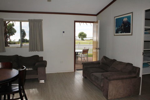 Ningaloo Coral Bay â€“ Bayview - Accommodation 4U 26