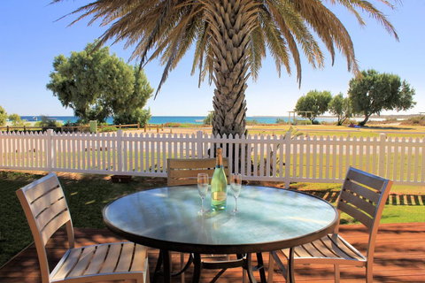 Ningaloo Coral Bay â€“ Bayview - Accommodation 4U 27