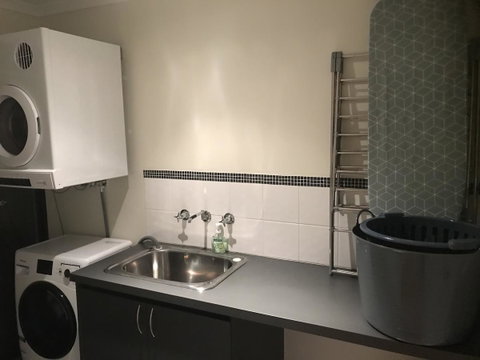 THE SANCTUARY LUXURY HOLIDAY HOME - Accommodation 4U 29