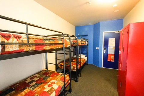 Perth City YHA - Accommodation 4U 13
