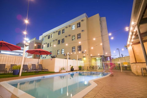 Perth City YHA - Accommodation 4U 0
