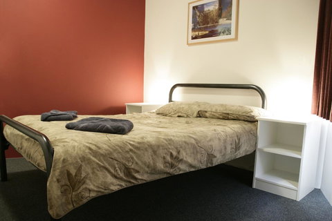 Perth City YHA - Accommodation 4U 20