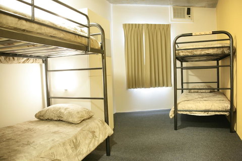 Perth City YHA - Accommodation 4U 19
