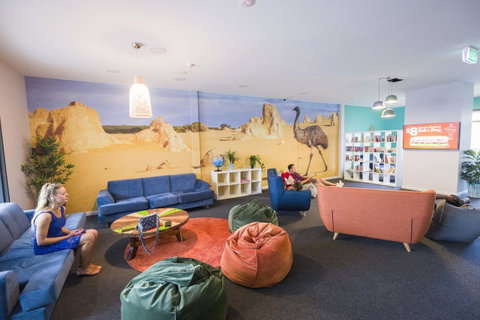Perth City YHA - Accommodation 4U 6