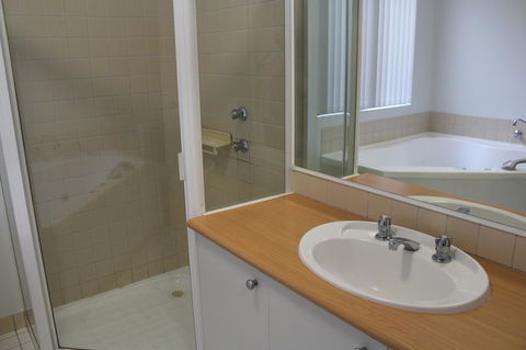 Mandurah Ocean Marina Chalets - Accommodation 4U 25