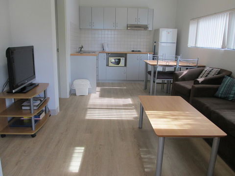 Mandurah Ocean Marina Chalets - Accommodation 4U 39