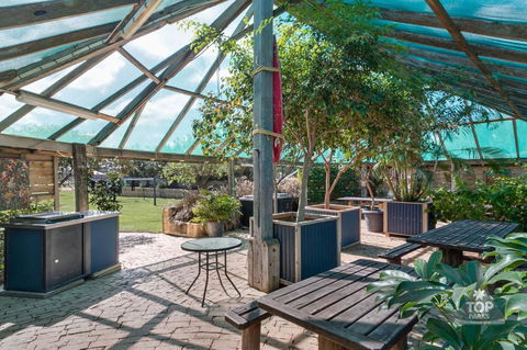 Dongara Tourist Park - Accommodation 4U 14