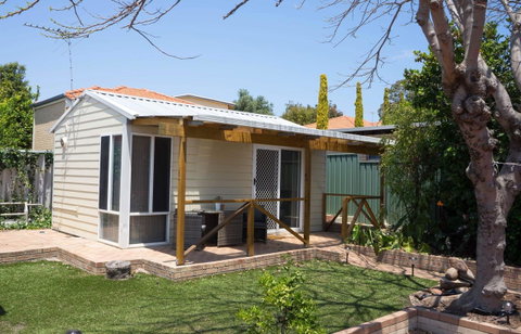 Susan Yong's Studio - Accommodation 4U 2