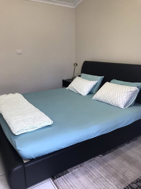Susan Yong's Studio - Accommodation 4U 7