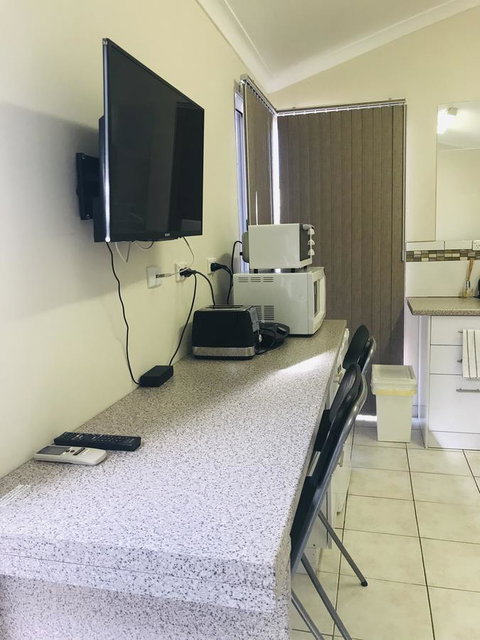 Susan Yong's Studio - Accommodation 4U 8