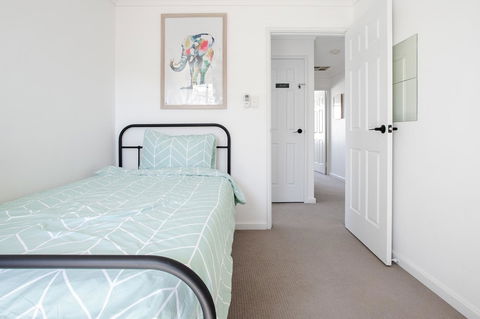 Jane Residence - Accommodation 4U 34