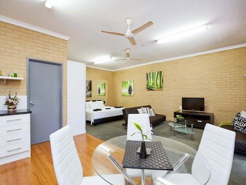 Garden Studio - Accommodation 4U 4