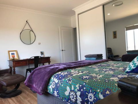 The Mains Guest House 2 Bedroom Farm Stay - Accommodation 4U 5