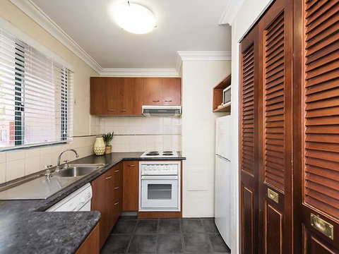 Subiaco Village 28 - Accommodation 4U 15