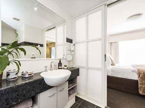 Subiaco Village 28 - Accommodation 4U 12