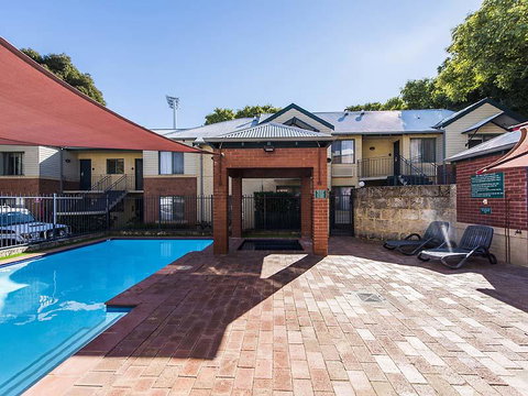 Subiaco Village 28 - Accommodation 4U 21