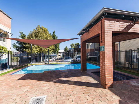 Subiaco Village 28 - Accommodation 4U 17