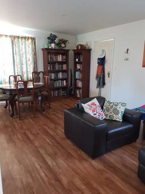 While Away Holiday Accommodation - Accommodation 4U 4