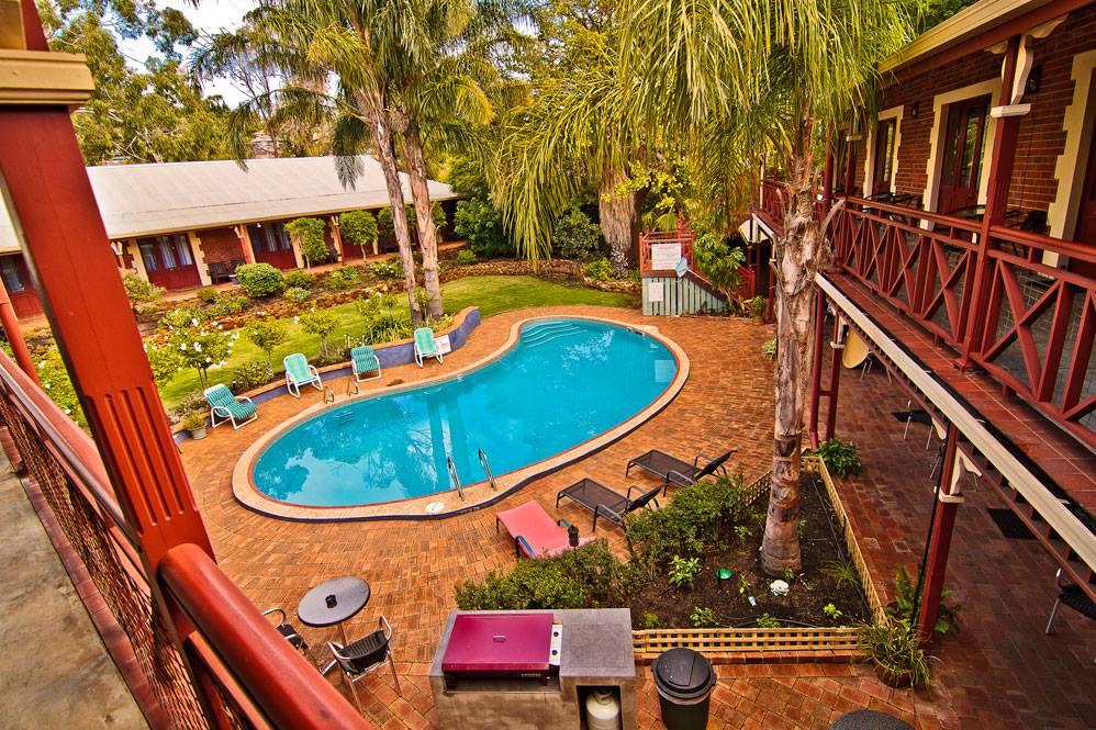 Mount Richon WA Accommodation 4U