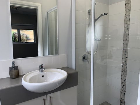 17 By The Sea - Accommodation 4U 4