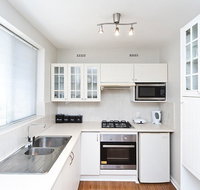 Lucy's House - Accommodation 4U