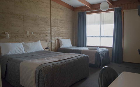 Hopetoun Motel & Chalet Village - Accommodation 4U 1