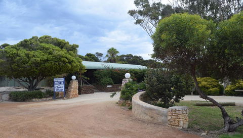 Hopetoun Motel & Chalet Village - Accommodation 4U 13