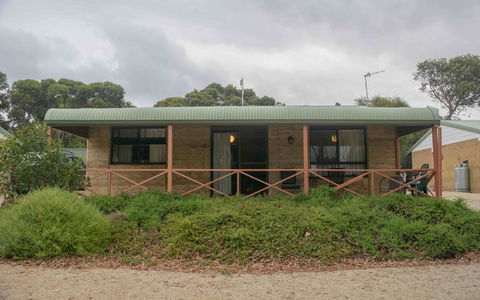 Hopetoun Motel & Chalet Village - Accommodation 4U 23