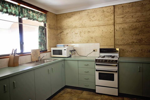 Hopetoun Motel & Chalet Village - Accommodation 4U 42