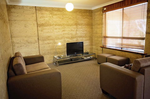 Hopetoun Motel & Chalet Village - Accommodation 4U 41