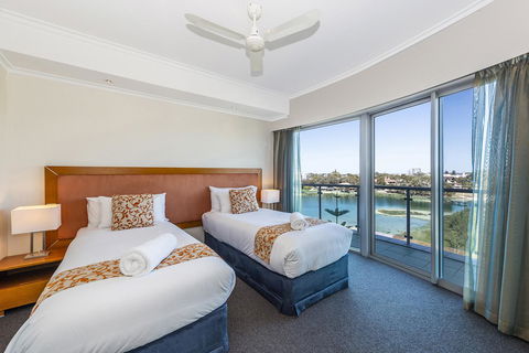 A 406 FANTASTIC OCEAN BEACH And MARINA VIEW APT - MANDURAH - Accommodation 4U 17