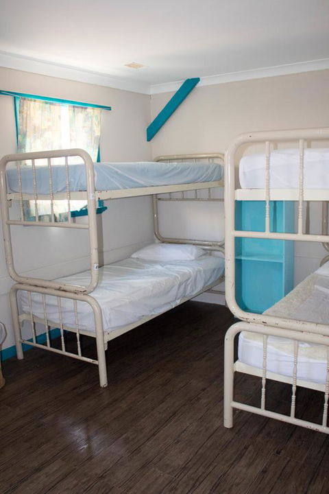 Esperance YHA - Accommodation 4U 7