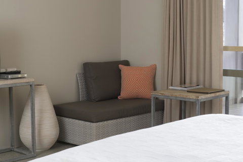 The Marina Hotel - Mindarie - Accommodation 4U 22