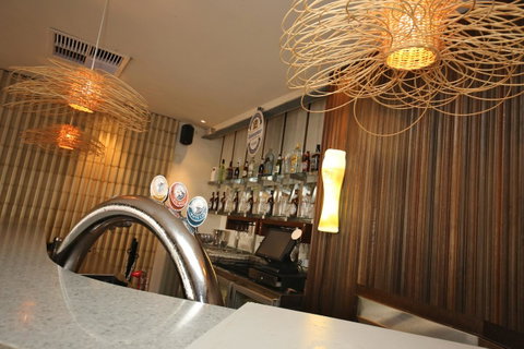 The Marina Hotel - Mindarie - Accommodation 4U 10